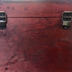 上品なジュエリーボックス　ご自宅まで配達しますの画像