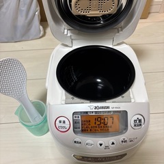 象印 炊飯器 3合 NP-RN05の画像