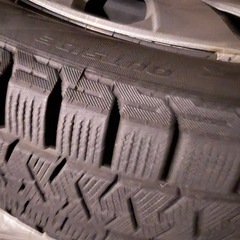 スタッドレスタイヤ(ホイール付)4本セットの画像