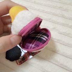 新品デイジーのポーチの画像