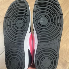 ナイキコートバーロウ　24センチの画像