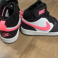 ナイキコートバーロウ　24センチの画像