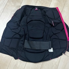 プロテクタージャケットの画像