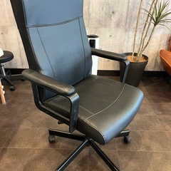 IKEA ブラックオフィスチェア 腰部サポート付き(現地引き取り希望)の画像