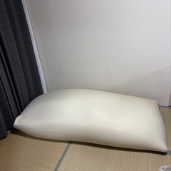 Yogibo Max ビーズクッション ピンク キャロットの画像