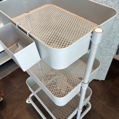 ホワイト 3段キッチンワゴン キャスター付き　の画像