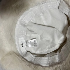 ファーバケットハット ホワイト ふわふわ 帽子の画像