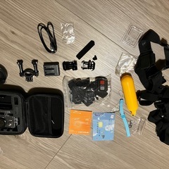 アクションカメラ　各種パーツ付きの画像