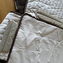 キルティング　ソファーカバーの画像