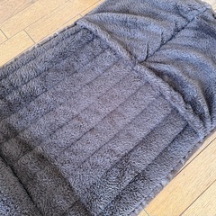 キルティング　ソファーカバーの画像