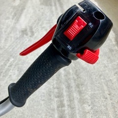 完動品　　京セラエンジン式　草刈り機　替え刃付きの画像