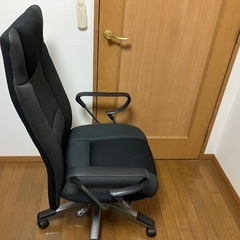 メッシュ パソコン オフィス チェアの画像