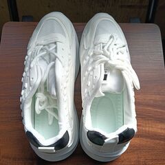 新品 24.5cm レディース 靴 スニーカー ホワイト 厚底 シューズ 普段着 識別番号:【N639-S】の画像