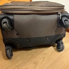 スーツケースの画像
