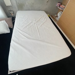 セミダブルマットレス&スノコの画像