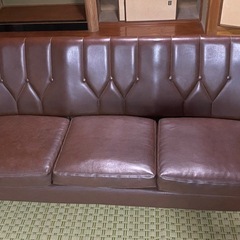 お引き取り予定者決まりました！ビンテージなソファーお譲りします♪の画像