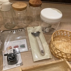 スリコ、サリュキッチン用品セットの画像