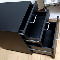 キャビネット（３段引き出し）の画像