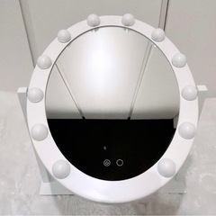 Francfranc フッツェハリウッドミラーラウンドLホワイト【女優ミラー】の画像