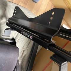 インプレッサ　レガシィ　シートレール　BRIDE 運転席の画像