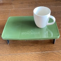 折りたたみテーブル(小)の画像