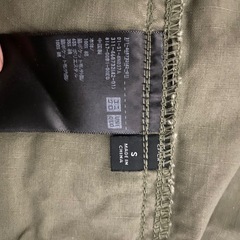 Uniqlo , Levi’sの画像