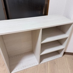 食器棚　掃除機　収納ボックスの画像