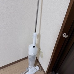 食器棚　掃除機　収納ボックスの画像