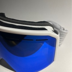 新品 スキーゴーグル メガネ対応  ダブルレンズ 曇り防止 軽量の画像