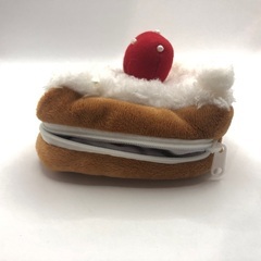 【100円均一】ケーキ形のポーチの画像
