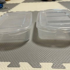 ザル  タッパーの画像