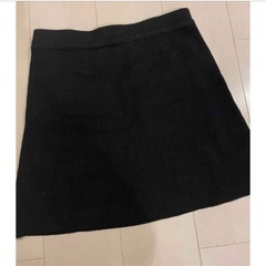 ZARA ブラック ミニスカートの画像