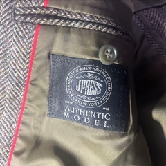 テーラードジャケットの画像