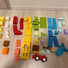 レゴ　デュプロ　コンテナ　デラックス＆スーパーデラックスと基礎板の画像