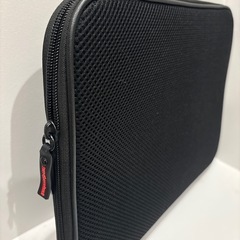 ブラック メッシュ ノートPCケースの画像