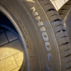175/65R15 ブリヂストンエコピア NH100C 
残6mmコンパクトカーの画像