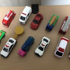 マクドナルド　トミカ　ハッピーセット　11台セットの画像