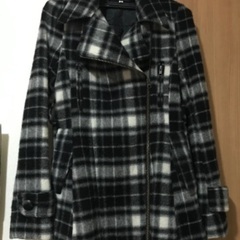 LIP SERVICE チェックコートの画像