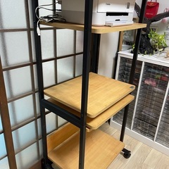 パソコン机の画像