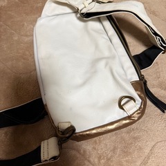 和柄好き必見！雅結　ボディーバッグの画像