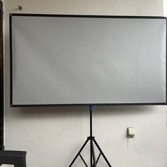 プロジェクター スクリーン 80インチの画像