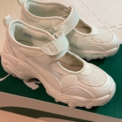 サンダル プーマ PUMA ウィメンズパルサーウェッジサンダル ホワイト 24㎝の画像