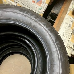 ★初売りその6★ ブリヂストン　ブリザック VRX2 215/60R16 2021年製の画像