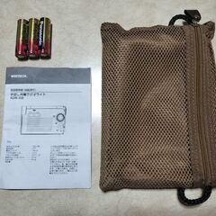 手回し充電ラジオ WINTECH KDR-105 防災ラジオ ライト付きの画像