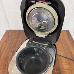 Panasonic パナソニック 圧力IH炊飯器 SR-JX058 おどり炊き ダイヤモンド竈釜 3合炊き の画像