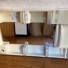 洗面台　上部　化粧鏡面の画像