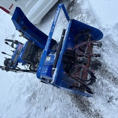 ヤマハ 除雪機 YT1070ED クローラー式 電動シューター【中古】の画像