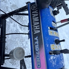 ヤマハ 除雪機 YT1070ED クローラー式 電動シューター【中古】の画像