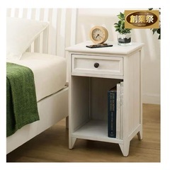 サイドテーブルの画像