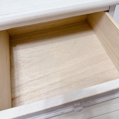 サイドテーブルの画像